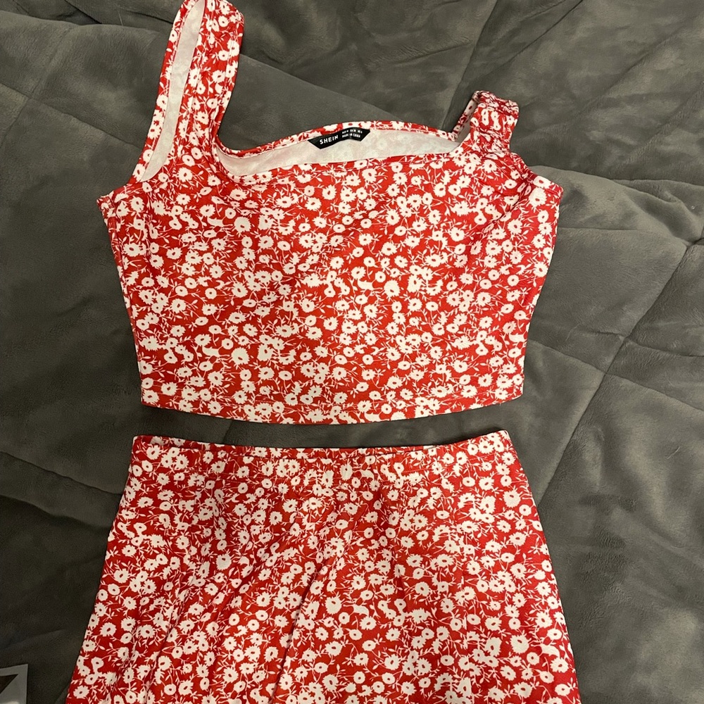Floral set-crop top tank with skirt